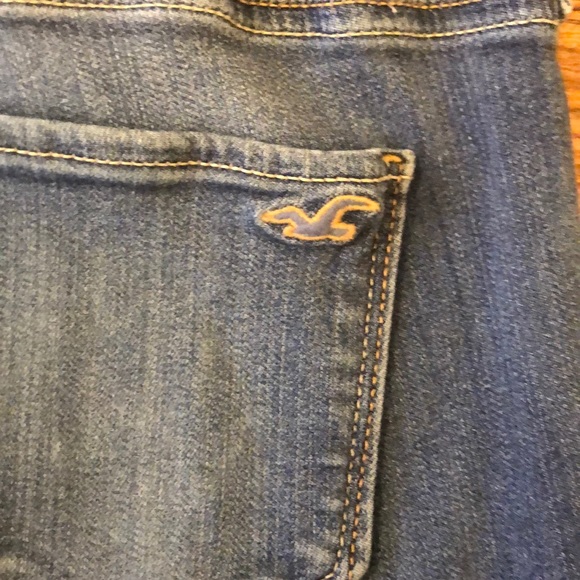 Low-rise skinny jeans from Hollister! - Picture 5 of 5